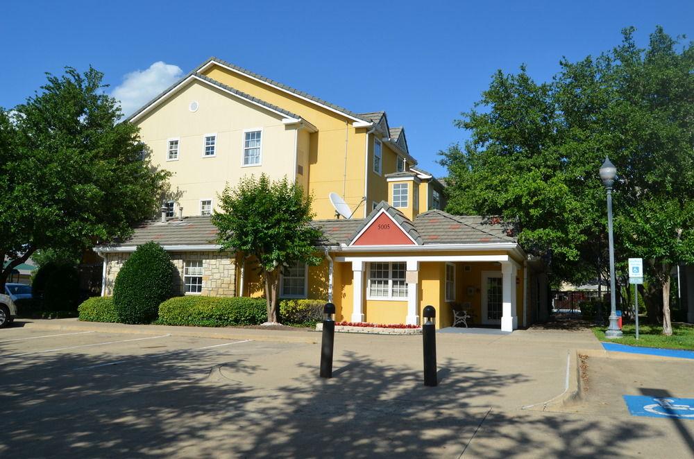 Towneplace Suites By Marriott Dallas Plano/Legacy Exterior photo