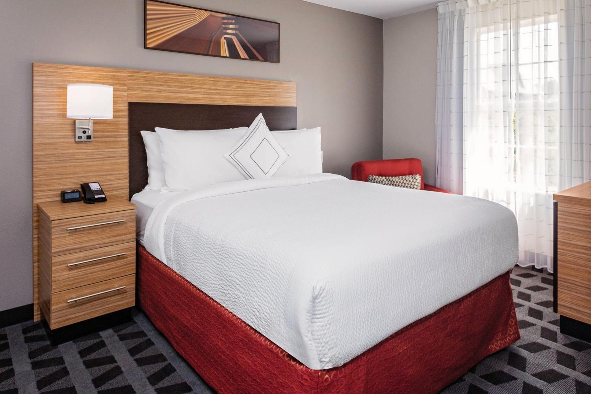 Towneplace Suites By Marriott Dallas Plano/Legacy Exterior photo